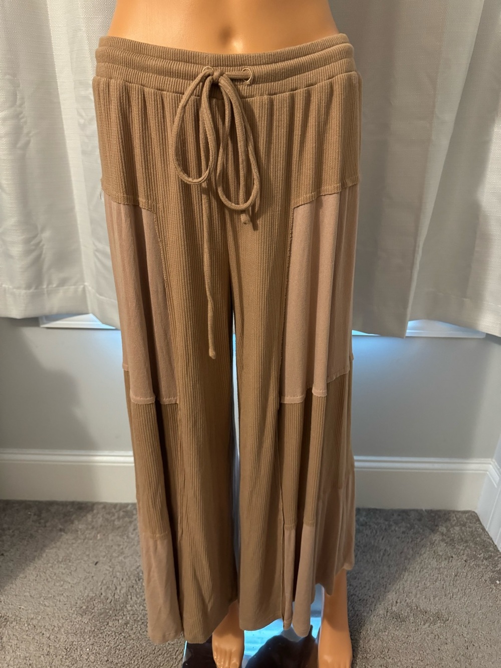 Cool POL size S brown colorblock wide leg drawstring pants excellent